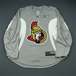 Reebok<br>Gray Practice Jersey<br>Ottawa Senators 2009-10<br>Size: 54