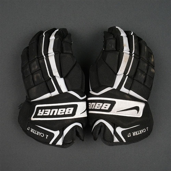 Carter, Jeff * <br>Bauer Vapor X40 Gloves<br>Philadelphia Flyers 2010-11<br>#17