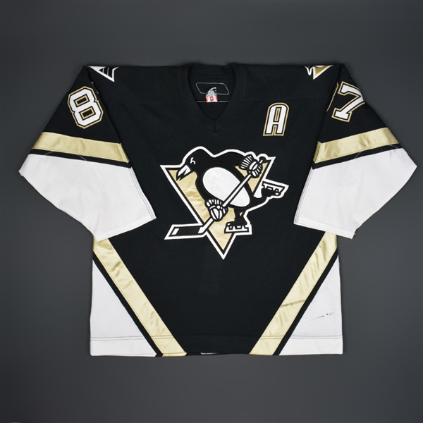 Crosby, Sidney * <br>Black w/A - Rookie Season - Video-Matched<br>Pittsburgh Penguins 2005-06<br>#87 Size: 54
