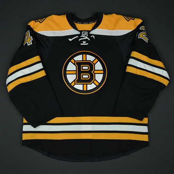 Backes, David<br>Black Set 1 (A removed)<br>Boston Bruins 2016-17<br>#42 Size: 56
