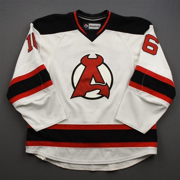 McKelvie, Chris *<br>White<br>Albany Devils 2015-16<br>#16 Size: 56