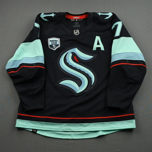 Eberle, Jordan<br>Blue w/A, First Game in Climate Pledge Arena History w/ Inaugural Season Patch - October 23, 2021 - 2nd Period Only<br>Seattle Kraken 2021-22<br>#7 Size: 54