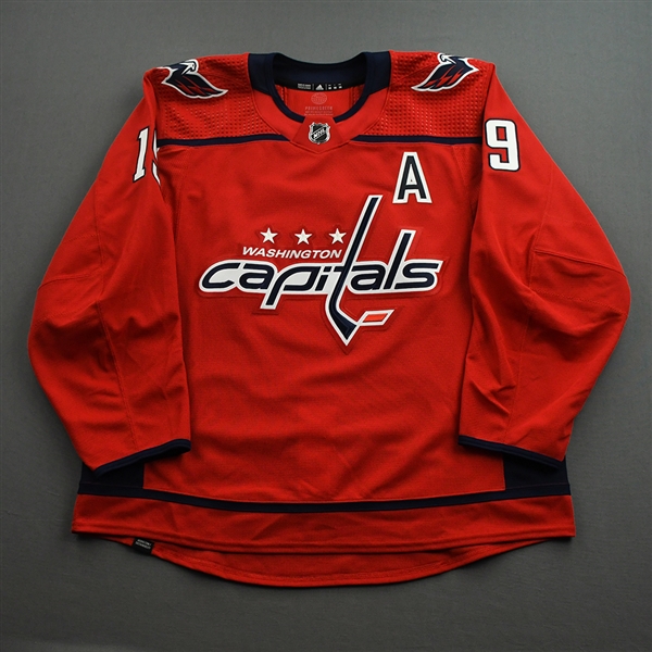 Backstrom, Nicklas<br>Red Set 1 w/A - Game-Issued (GI)<br>Washington Capitals 2021-22<br>#19 Size: 56
