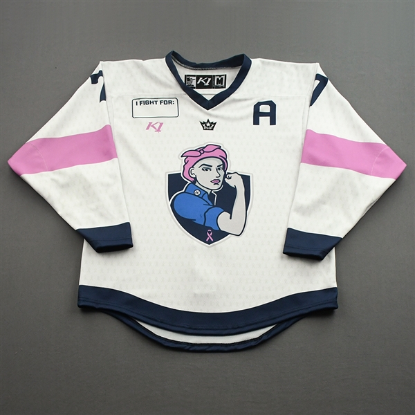Ade, Rachael<br>Breast Cancer Awareness w/A - Worn March 12, 2022 - Autographed<br>Metropolitan Riveters 2021-22<br>#7 Size: MD