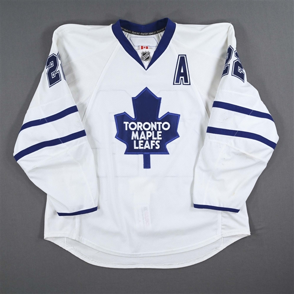 Beauchemin, Francois *<br>White Set 3 w/A<br>Toronto Maple Leafs 2009-10<br>#22 Size: 58