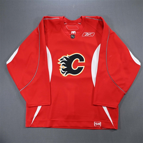 Amonte, Tony *<br>Red Practice Jersey<br>Calgary Flames 2005-06<br>#10 Size: 54