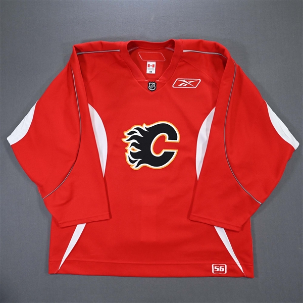 Hamrlik, Roman *<br>Red Practice Jersey<br>Calgary Flames 2006-07<br>#4 Size: 56