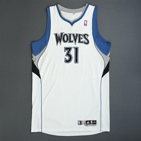 Milicic, Darko *<br> White Kia NBA Tip-Off 11 - Photo-Matched to 1 Game - Worn 1 Game (12/26/11)<br>Minnesota Timberwolves 2011-12<br>#31 Size: 3XL+4