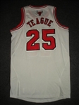 Teague, Marquis<br>White Regular Season - 11/28/12 - Photo-Matched to 1 Game - Worn 1 Game (11/28/12)<br>Chicago Bulls 2012-13<br>#25 Size: XL+2