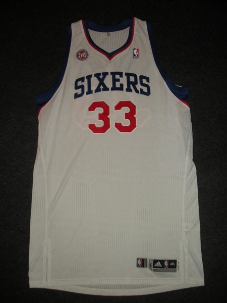 Bynum, Andrew<br>White Regular Season w/50th Anniversary Patch Game-Issued (GI)<br>Philadelphia 76ers 2012-13<br>#33 Size: 4XL+4