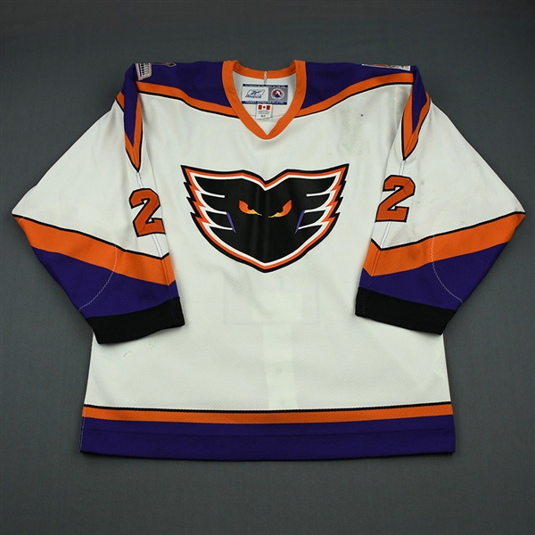 Meyer, Freddy * <br>White Set 1 10th Anniversary Patch (auto,<br>Philadelphia Phantoms 2005-06<br>#2 Size: 52