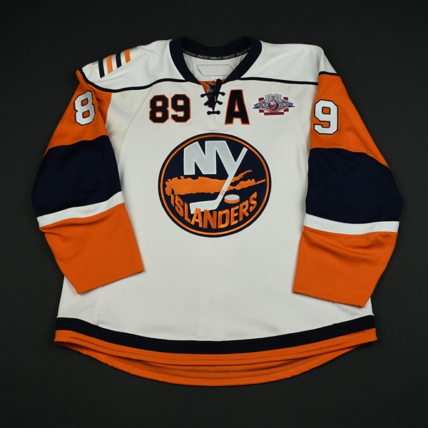 Comrie, Mike<br>White - w/ Core of the Four 25th Anniversary Patch, w/A<br>New York Islanders 2007-08<br>#89 Size: 56