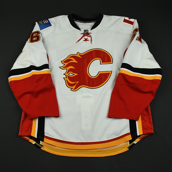 Negrin, John<br>White Set 3 / Playoffs (NHL Debut) (RBK Version 2.0)<br>Calgary Flames 2008-09<br>#61 Size: 58+