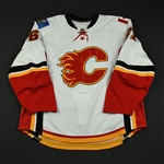 Negrin, John<br>White Set 3 / Playoffs (NHL Debut) (RBK Version 2.0)<br>Calgary Flames 2008-09<br>#61 Size: 58+