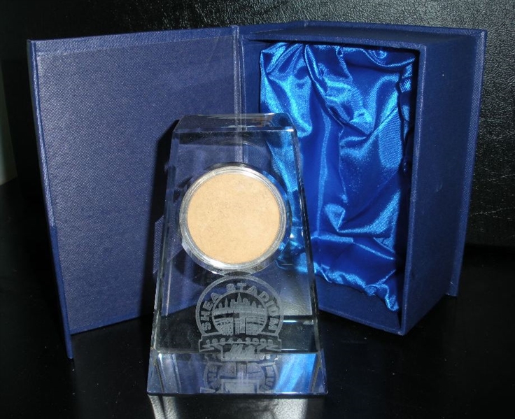 Mets’ Final Game MLB Authenticated Dirt Crystal<br><br>Shea Stadium <br>