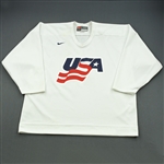 Gilbert, Tom * <br>White, U.S. Olympic Mens Orientation Camp Worn Jersey, Signed<br>USA 2009<br>#77 Size: XL