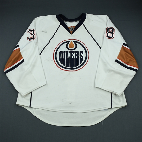 Deslauriers, Jeff<br>White Set 3<br>Edmonton Oilers 2009-10<br>#38 Size: 58G