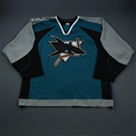 Stuart, Brad * <br>Teal Set 2 w/ Tenth Anniversary Patch<br>San Jose Sharks 2000-01<br>#7 Size: 56