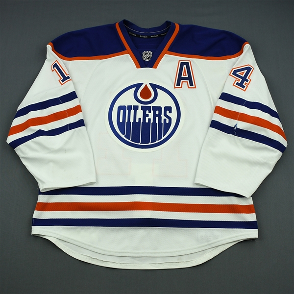 Eberle, Jordan<br>White Retro Set 1 w/A<br>Edmonton Oilers 2013-14<br>#14 Size: 56