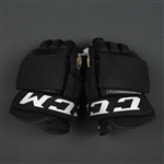 Bellemare, Pierre-Edouard<br>CCM Pro Gloves<br>Philadelphia Flyers 2015-16<br>#78 