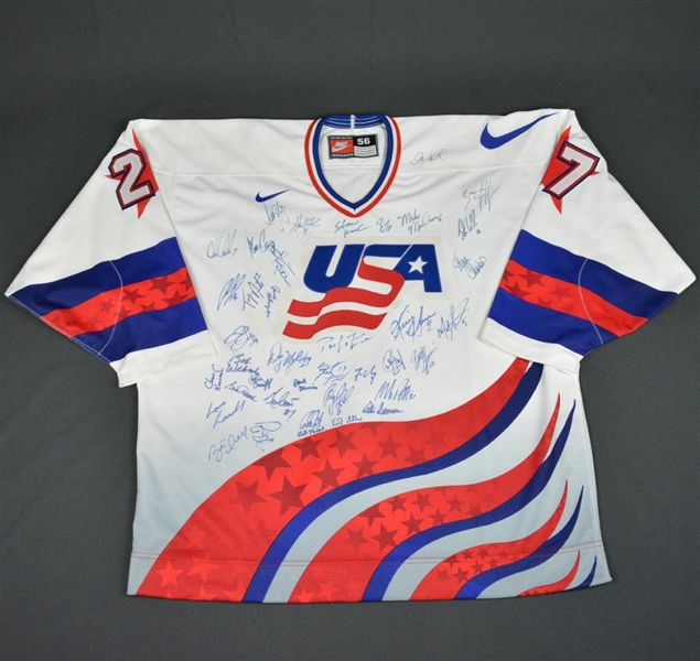 Roenick, Jeremy * <br>White, World Cup of Hockey, Team-Signed with 38 different signatures<br>Team USA 1996<br>#27 Size: 56