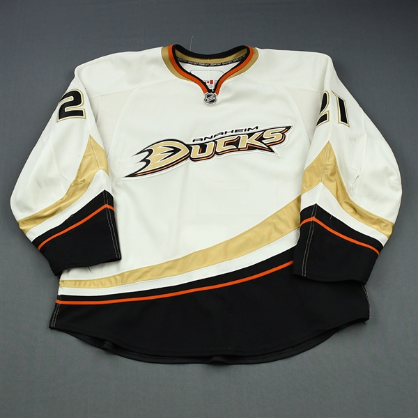 Brookbank, Sheldon * <br>White Set 1- Photo Matched<br>Anaheim Ducks 2008-09<br>#21 Size: 58