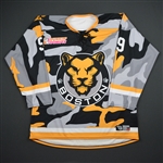 Stearns, Corey<br>Military Appreciation - Worn December 2, 2017 vs. Buffalo Beauts<br>Boston Pride 2017-18<br>#9 Size: LG