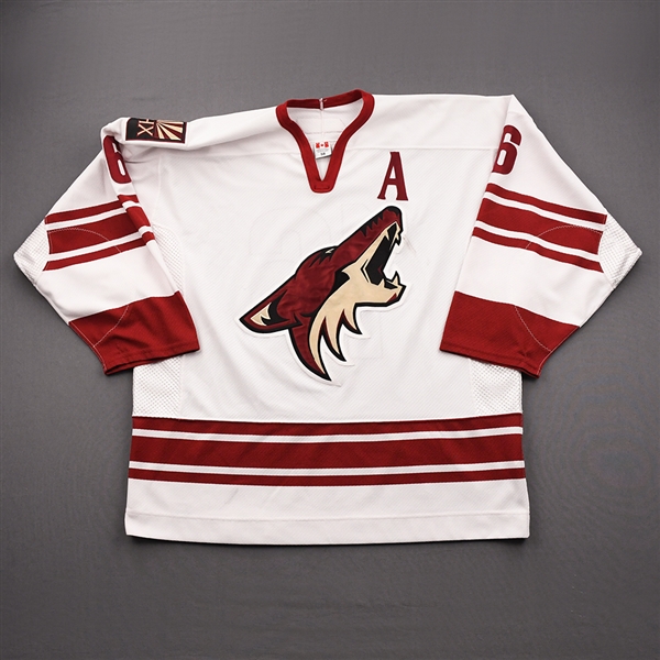 Hull, Brett *<br>White w/A - Photo-Matched - His Final Season & Final Career Point<br>Phoenix Coyotes 2005-06<br>#16 Size: 56