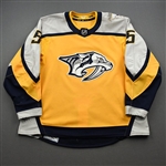 Benning, Matt<br>Gold Reverse Retro Set 2<br>Nashville Predators 2020-21<br>#5 Size: 56