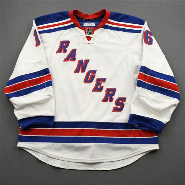 Brassard, Derick *<br>White Playoffs<br>New York Rangers 2015-16<br>#15 Size: 56