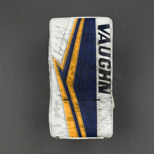 Gillies, Jon<br>Vaughn V9 Blocker<br>St. Louis Blues 2021-22<br>