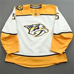 Benning, Matt<br>White Set 1<br>Nashville Predators 2021-22<br>#5 Size: 58