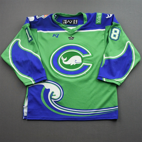 Bates, Hannah<br>Green Set 1<br>Connecticut Whale 2021-22<br>#18 Size: SM
