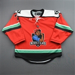 Ade, Rachael<br>Black Rosie - Worn February 26, 2022 - Autographed<br>Metropolitan Riveters 2021-22<br>#7 Size: MD