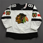 Kane, Patrick *<br>White - Stadium Series  - Period 3 - Photo-Matched<br>Chicago Blackhawks 2015-16<br>#88 Size: 54