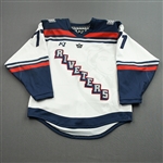 Murphy, Colleen<br>White Set 1<br>Metropolitan Riveters 2021-22<br>#77 Size: SM