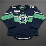 Frade, Haley<br>Mental Health Awareness - Worn March 5, 2022 - Autographed<br>Metropolitan Riveters 2021-22<br>#21 Size: MD