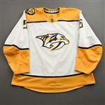 Benning, Matt<br>White Set 2<br>Nashville Predators 2021-22<br>#5 Size: 58