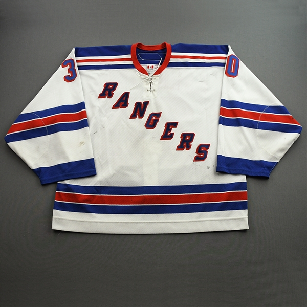 Lundqvist, Henrik *<br>White Set 3 / Playoffs - 1st Career Playoff Win - Photo-Matched<br>New York Rangers 2006-07<br>#30 Size: 58G