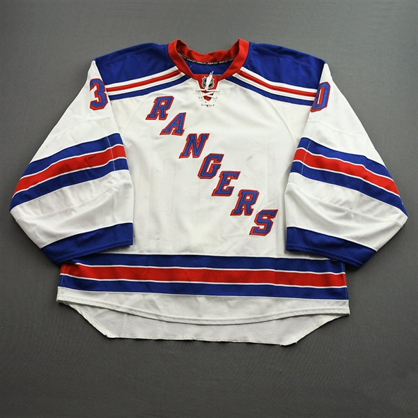 Lundqvist, Henrik *<br>White Set 3 / Playoffs - Photo-Matched<br>New York Rangers 2008-09<br>#30 Size: 58G