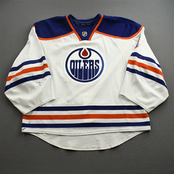 Brossoit, Laurent *<br>White, NHL Debut, April 9, 2015 vs. San Jose at Rexall Place<br>Edmonton Oilers 2014-15<br>#1 Size: 58G