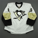 Lovejoy, Ben *<br>White Playoffs - Warm-Up<br>Pittsburgh Penguins 2011-12<br>#6 Size: 56