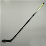 Czarnik, Austin<br>Warrior Alpha DX Stick<br>Seattle Kraken 2021-22<br>#27 