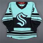 Donato, Ryan<br>Blue Reverse Retro Set 1<br>Seattle Kraken 2022-23<br>#9 Size: 56