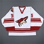 Sauve, Philippe *<br>White Set 2<br>Phoenix Coyotes 2005-06<br>#35 Size: 58 Goalie Cut