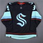 Donato, Ryan<br>Blue Set 1<br>Seattle Kraken 2022-23<br>#9 Size: 56