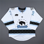 Fieseler, Samantha<br>White Set 1 w/ May 14 Patch<br>Buffalo Beauts 2022-23<br>#2 Size: LG