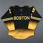 Davis, Sammy<br>Black Set 2 / Playoffs<br>Boston Pride 2022-23<br>#19 Size: MD