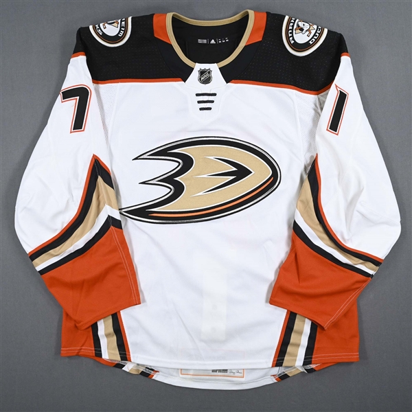 Brown, J.T. *<br>White Playoffs - Photo-Matched<br>Anaheim Ducks 2017-18<br>#71 Size: 54