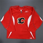 Phaneuf, Dion *<br>Red Practice Jersey<br>Calgary Flames 2006-07<br>#3 Size: 58